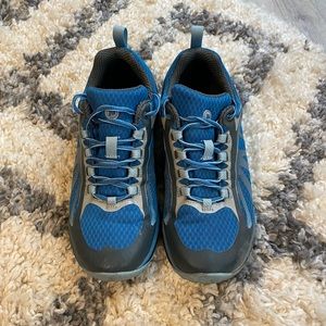 Blue Merrell low rise hiking shoes